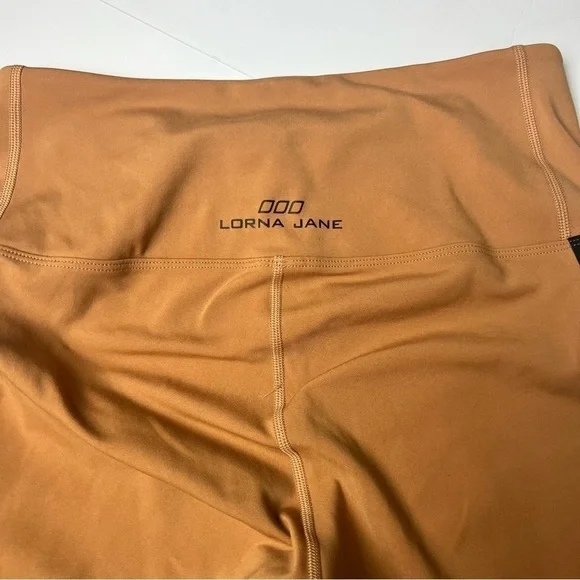 Lorna Jane Chai Arianna Core Ankle Biter
Tight NWT - Picture 8 of 10